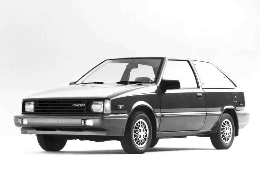  Hyundai Excel 3-Door 1985 года  (US) (фото 2 из 2)